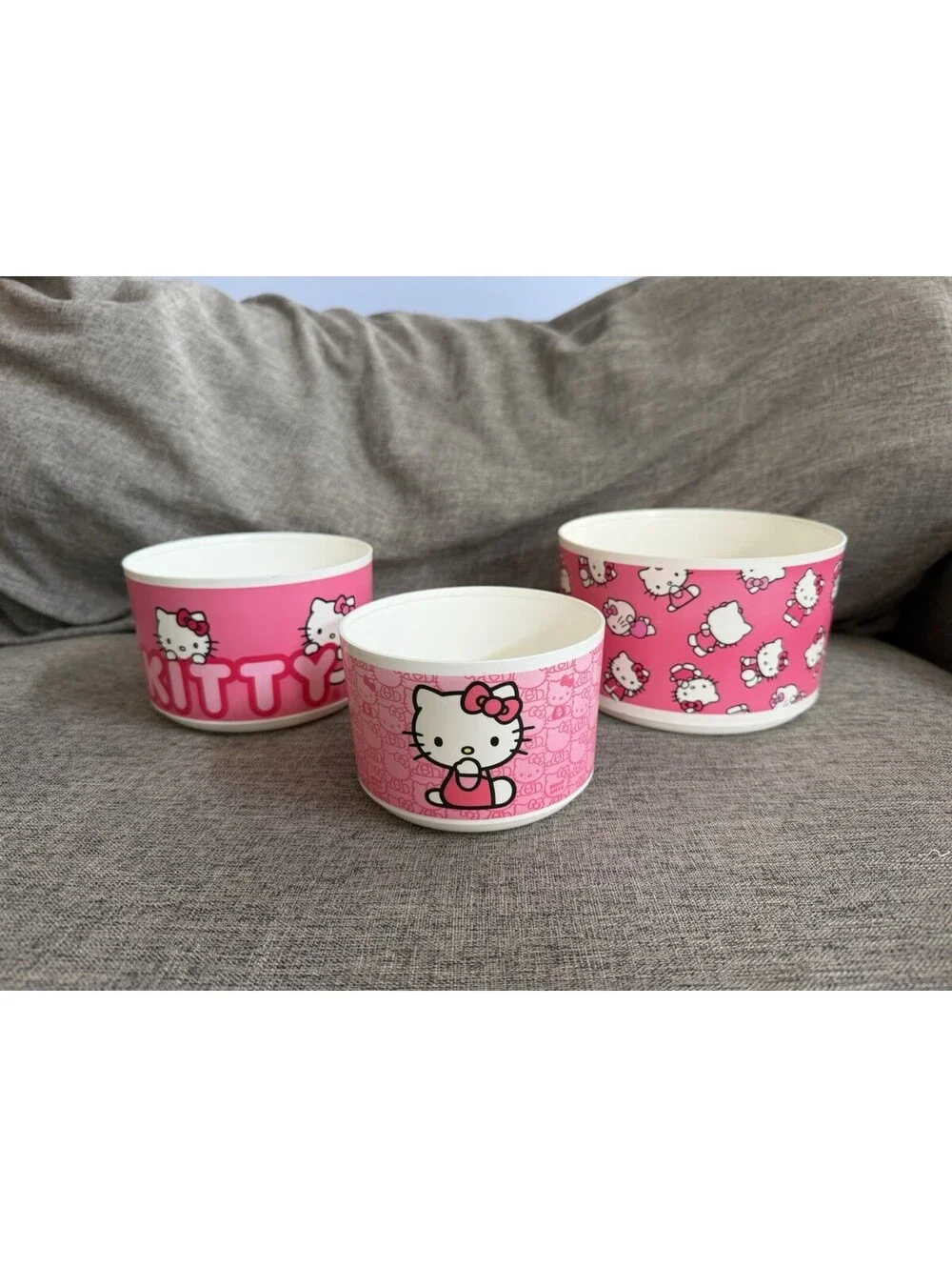Tupperware Limited Edition Hello Kitty One Touch Collection Set Of 3 NO LIDS